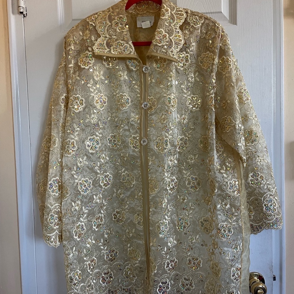 Elegant Gold Floral Blazer